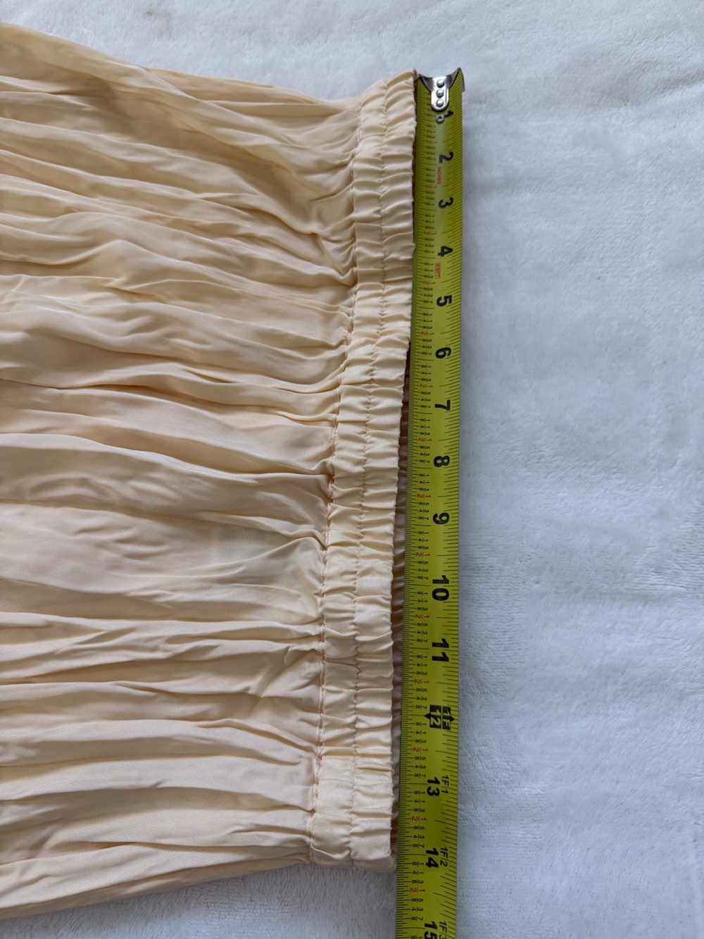 H&M Cream Pleated Maxi Skirt Satin Flowy Boho Ibiza Style Medium - Picture 8 of 8